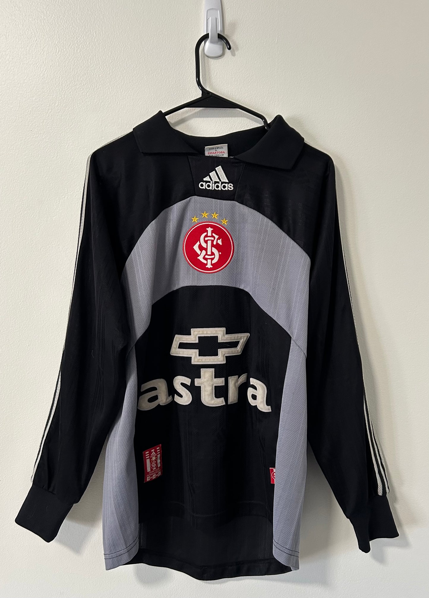 Inter Porto Alegre Goalkeeper 1999 #1