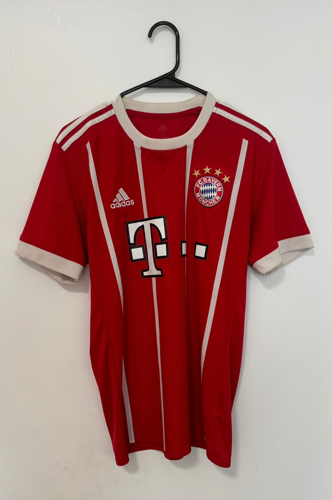 Bayern Munich Home 2017/18 James Rodríguez #11