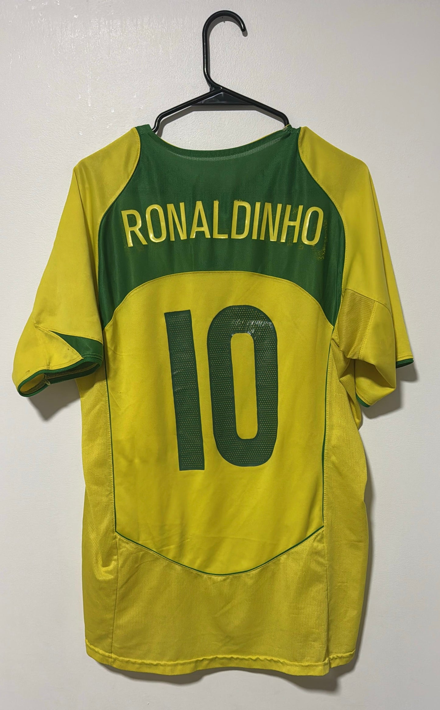 Brazil Home 2004/05 Ronaldinho #10
