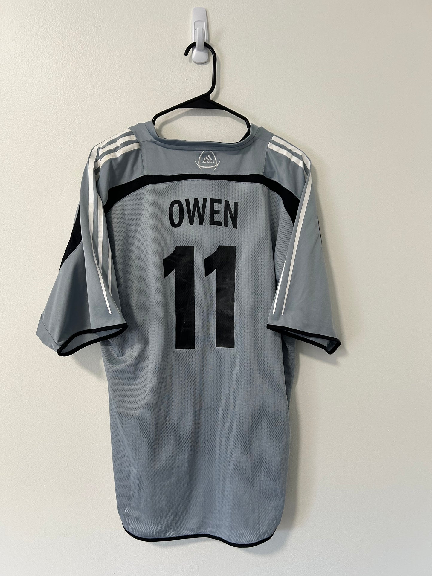 Real Madrid Away 2004/05 Owen #11